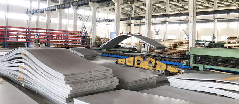 無(wú)錫海新2000噸折彎配套加工橋梁構(gòu)件